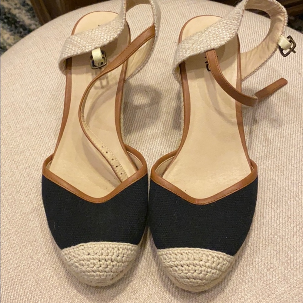 Shoes wedge